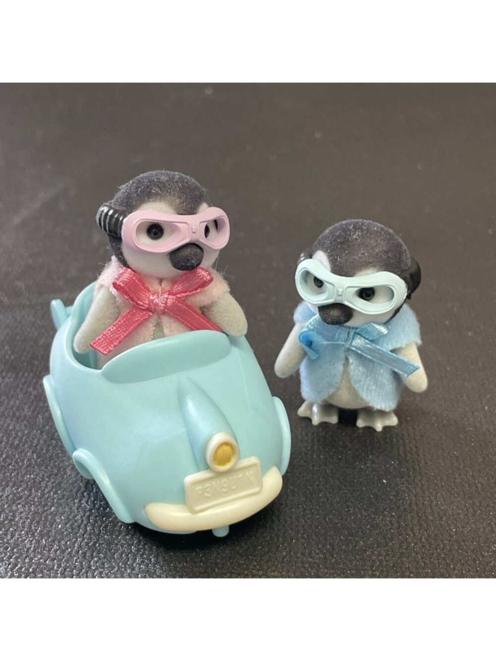 Epoch Calico Critters Penguin Babies Pearl & Rocky Ride N Play Accessory Set